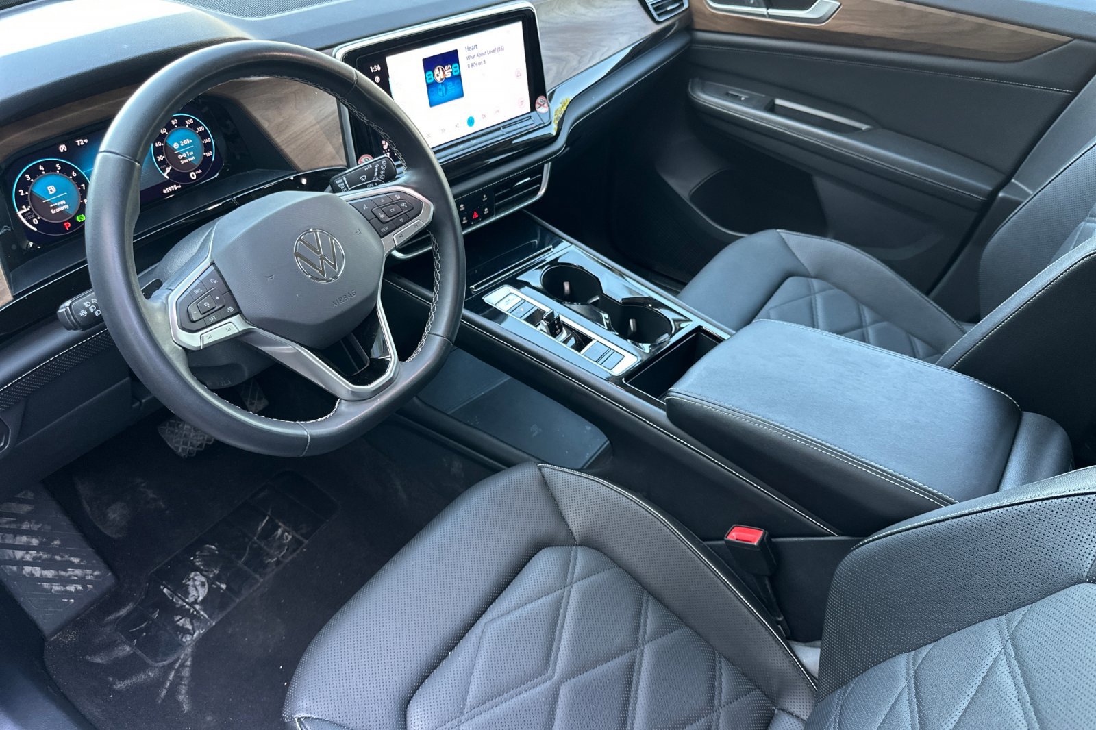 Certified 2024 Volkswagen Atlas SE image 10