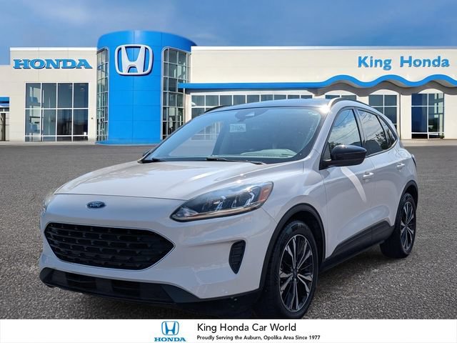 Used 2021 Ford Escape SE w/ SE Sport Appearance Package