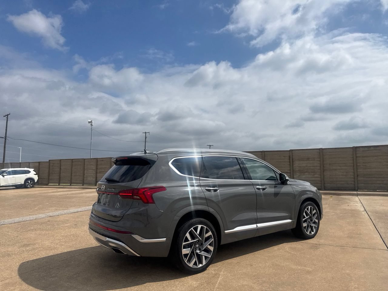 Used 2021 Hyundai Santa Fe Calligraphy w/ Cargo Package FWD image 23