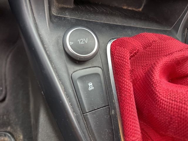 Used 2017 Ford Focus ST image 33