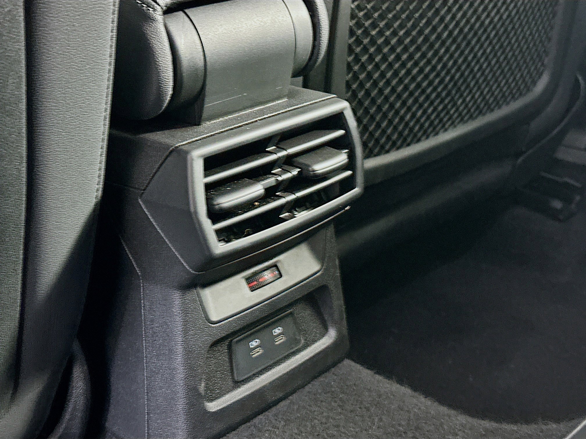 Used 2024 Audi A3 2.0T Premium image 26