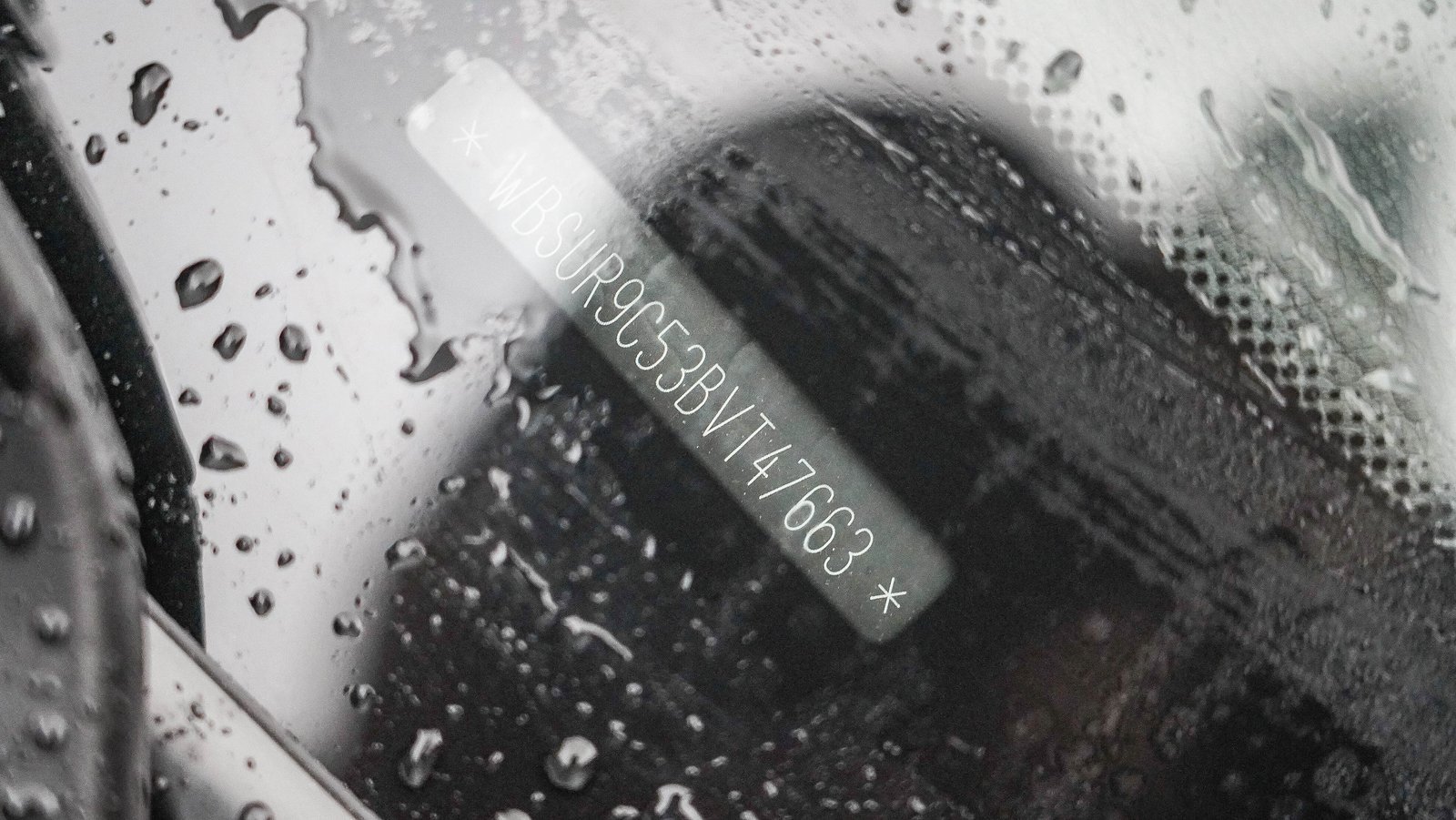 Used 2011 BMW 1 Series M image 28