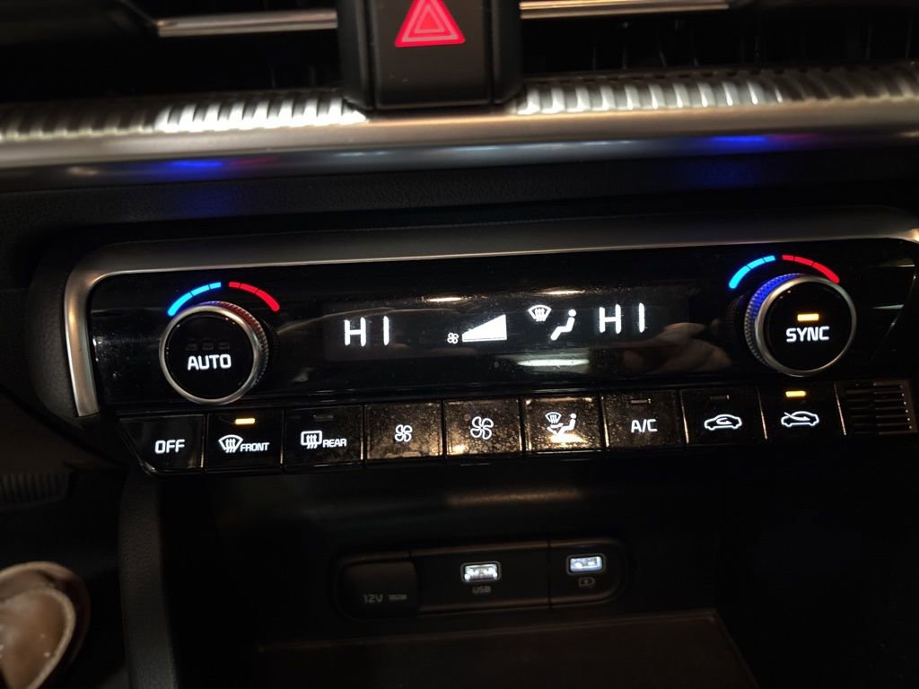 Used 2022 Kia K5 GT-Line image 11