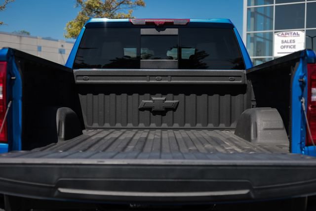 Used 2025 Chevrolet Silverado 1500 ZR2 w/ Technology Package AWD/4WD image 18