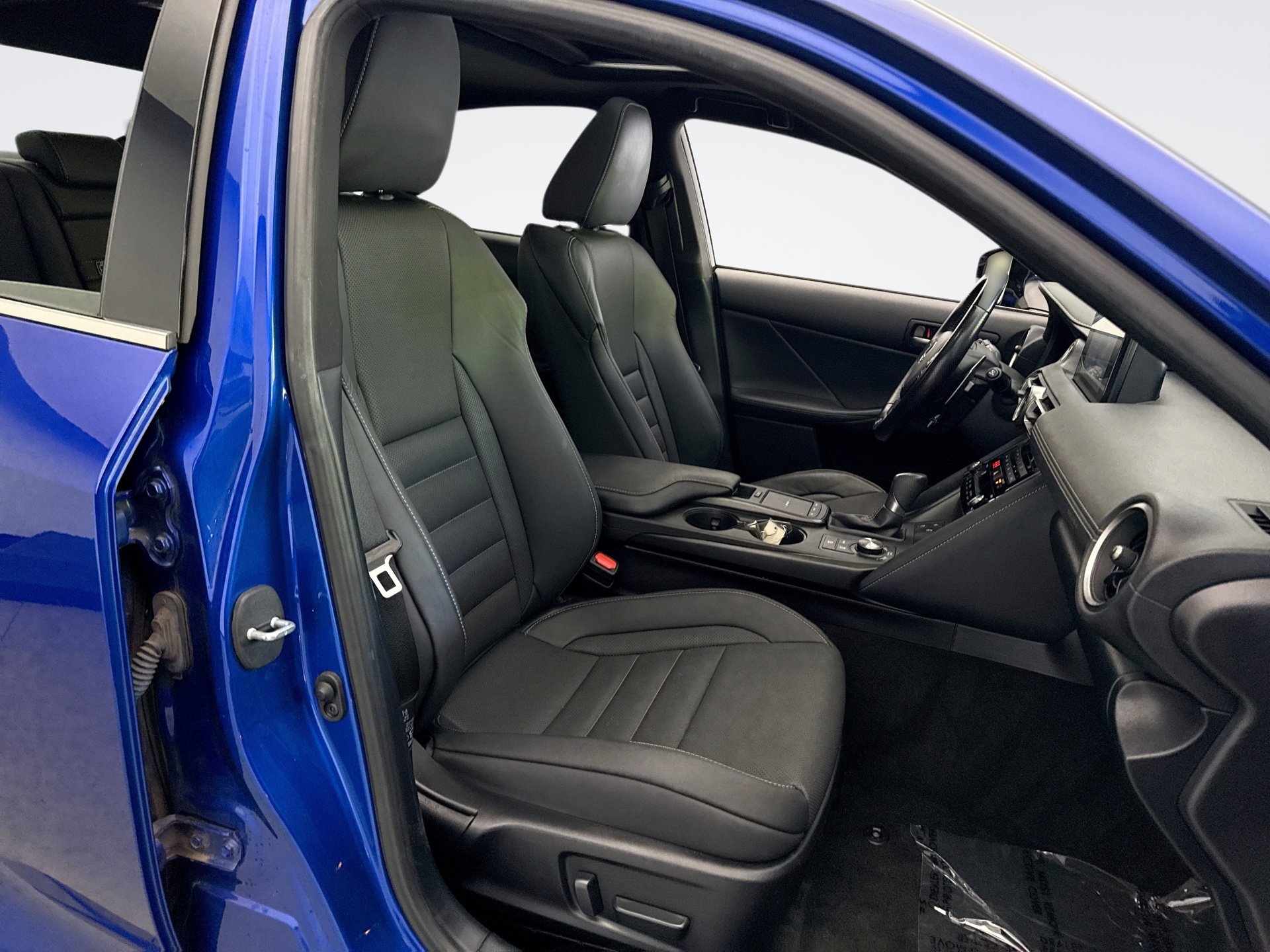 Used 2022 Lexus IS 350 F Sport w/ Memory Package image 16