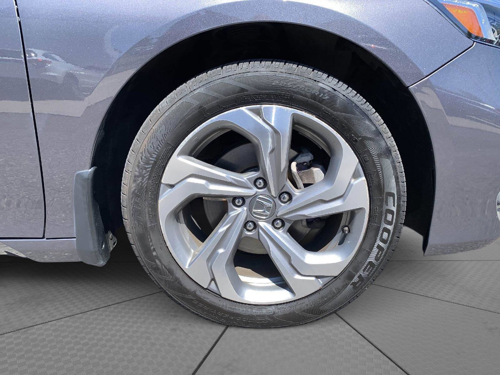 Used 2019 Honda Accord EX image 9