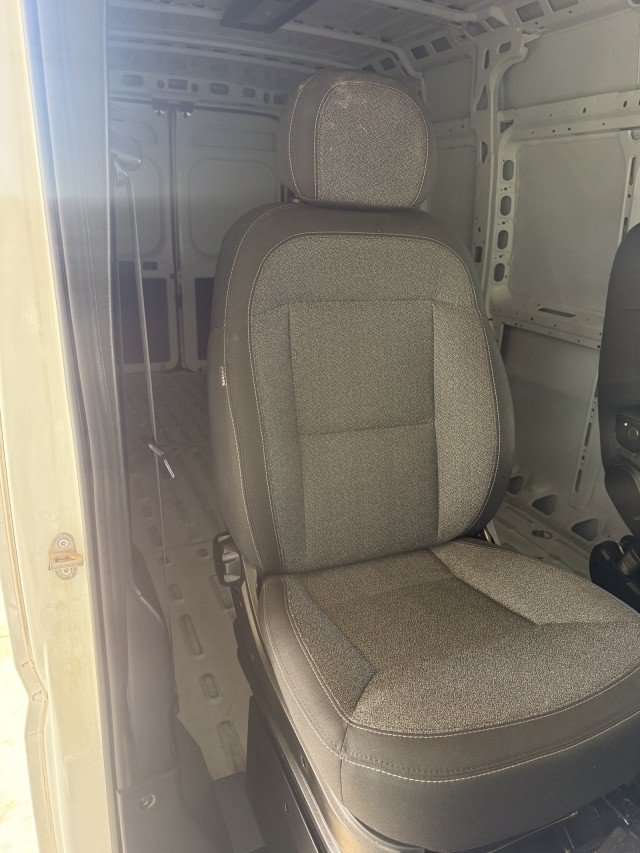 Used 2025 RAM ProMaster 2500 w/ Convenience Group FWD image 25