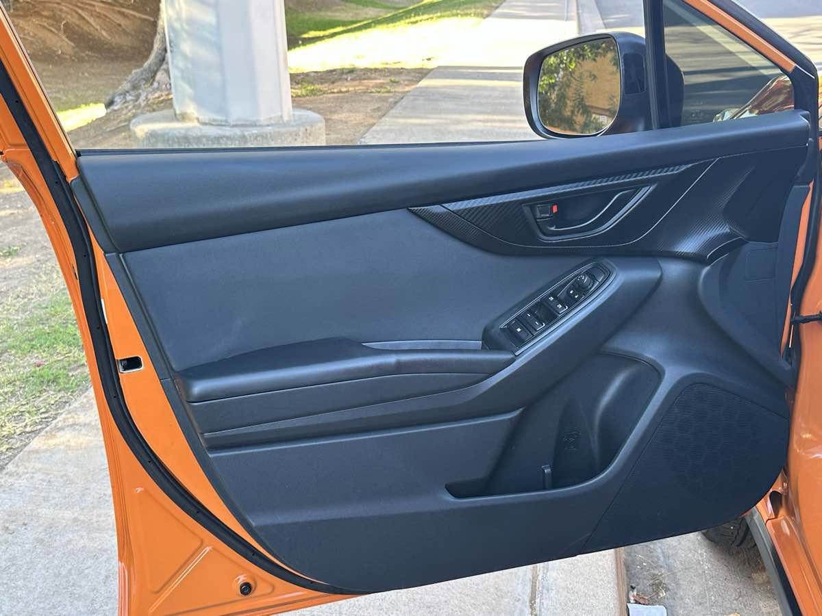 Used 2018 Subaru Crosstrek 2.0i Premium w/ Eyesight System image 39