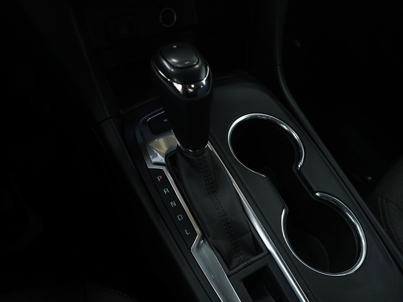 Used 2018 Chevrolet Equinox LT w/ Sun & Infotainment Package image 26