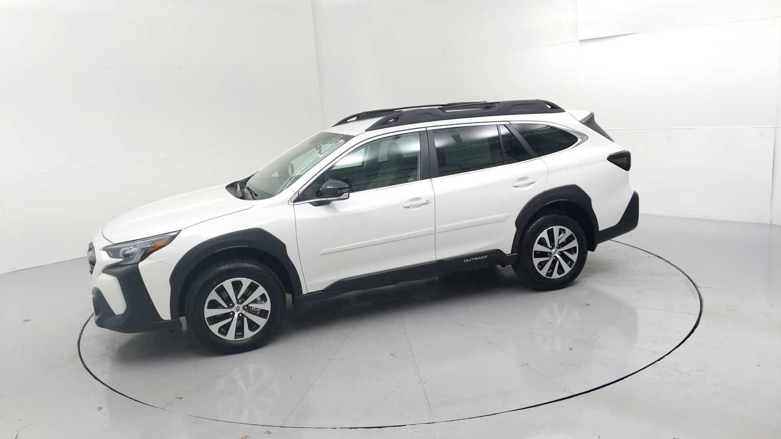 Certified 2025 Subaru Outback Premium image 5