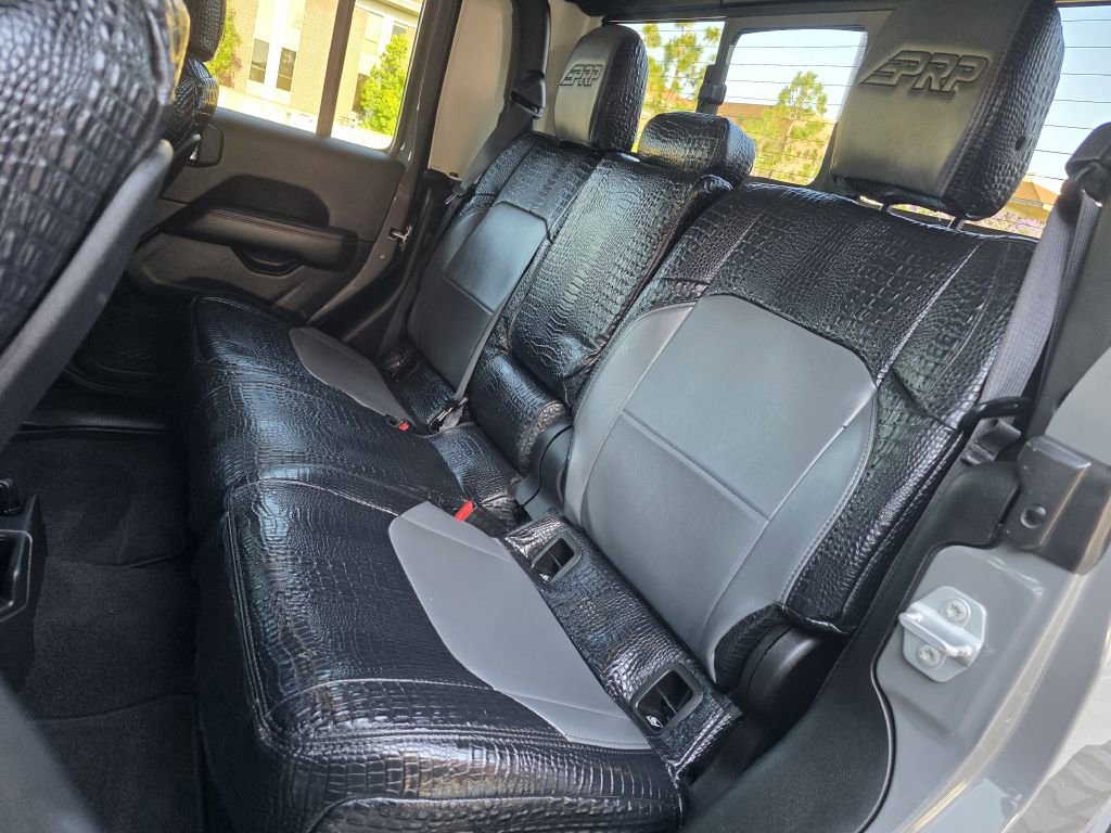 Used 2022 Jeep Gladiator Rubicon AWD/4WD image 35