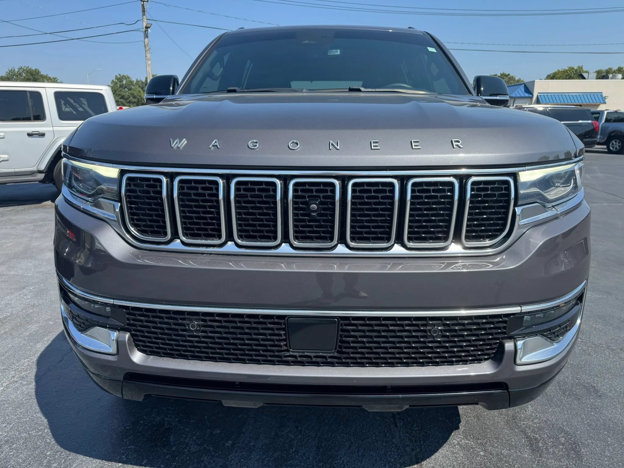 Used 2023 Jeep Wagoneer 4WD w/ Convenience Group I image 17