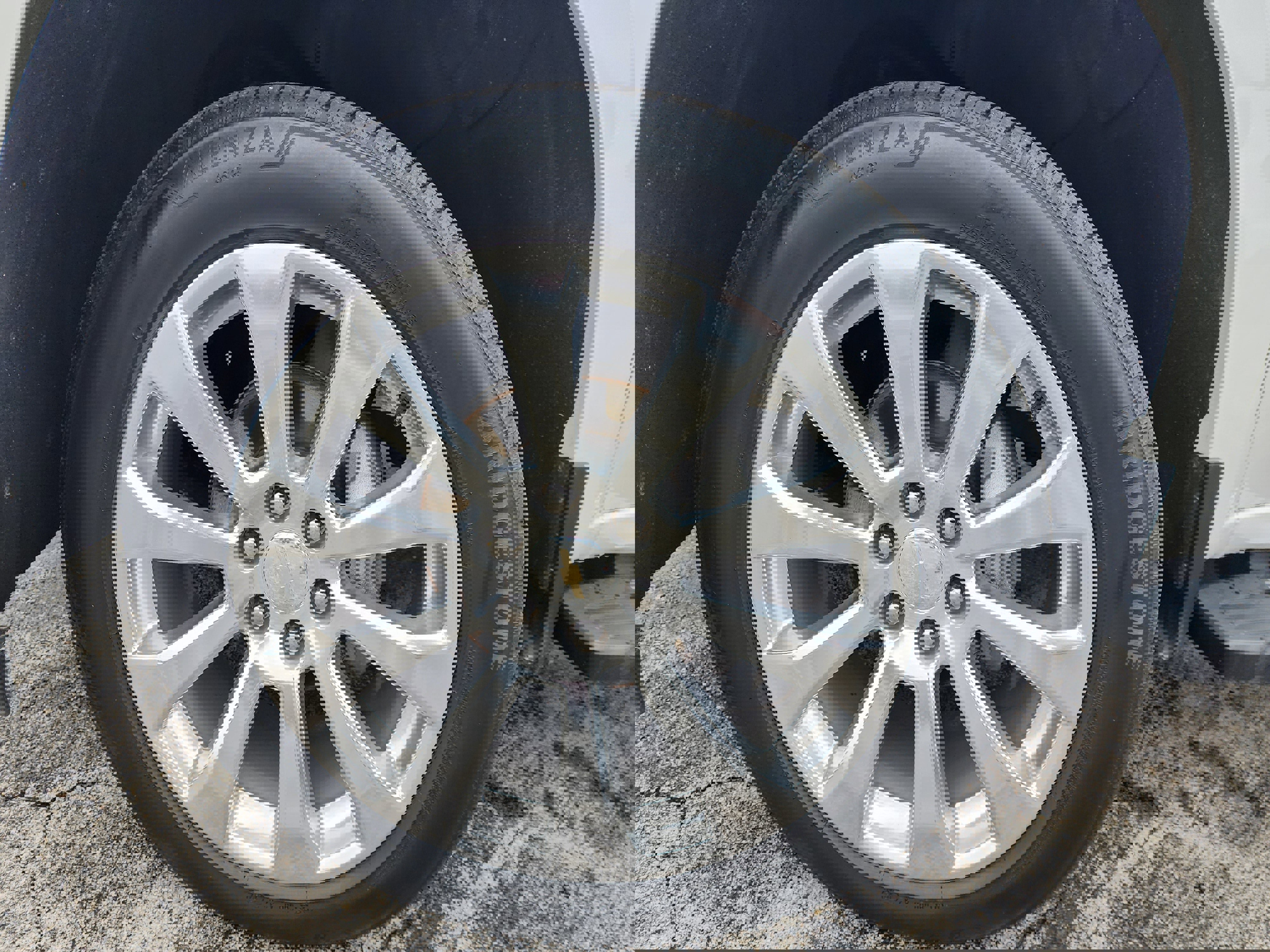 Used 2021 Chevrolet Silverado 1500 High Country w/ Technology Package image 15