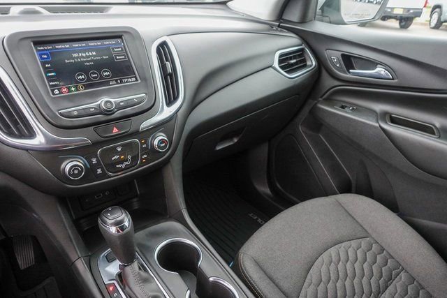 Used 2021 Chevrolet Equinox LT image 22