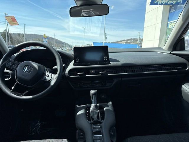 Used 2023 Honda HR-V LX image 7