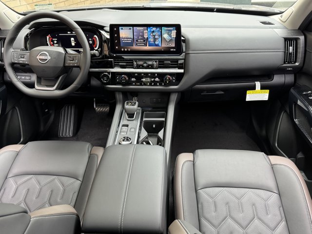 New 2026 Nissan Pathfinder Platinum AWD/4WD image 15