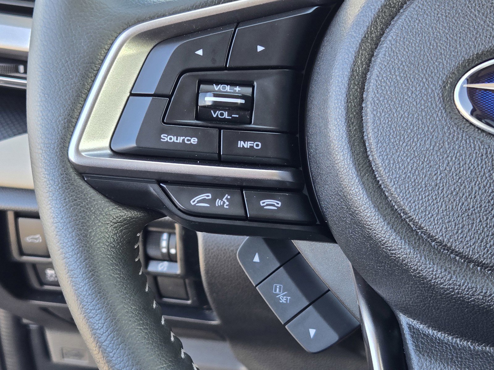 Certified 2022 Subaru Forester Limited AWD/4WD image 24