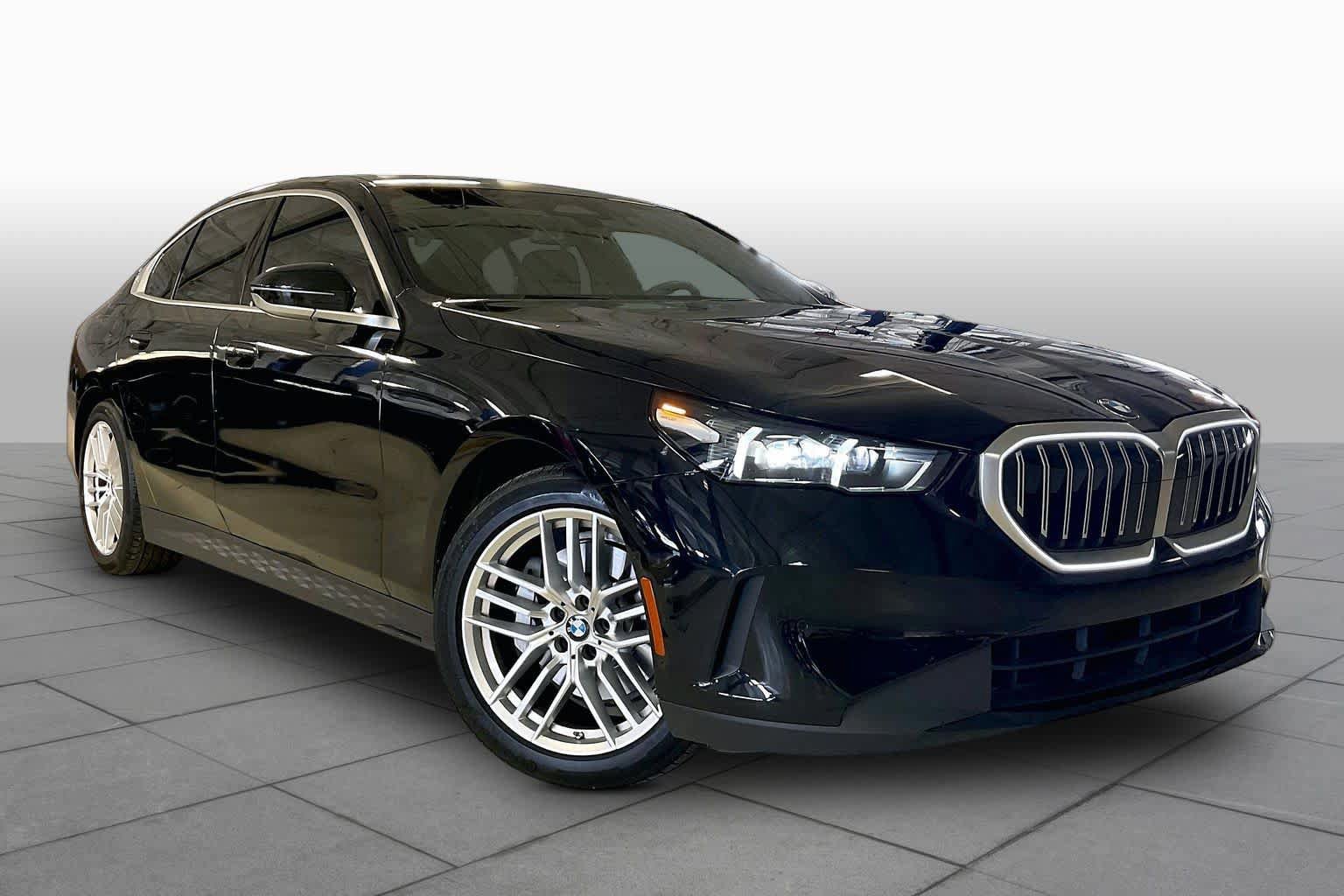 Certified 2025 BMW 530i RWD image 2