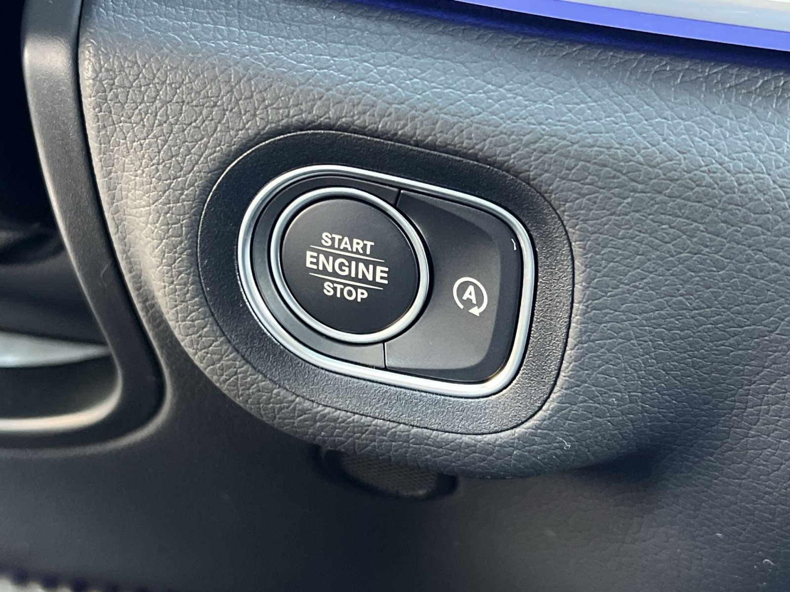 New 2026 Mercedes-Benz GLS 450 4MATIC image 40