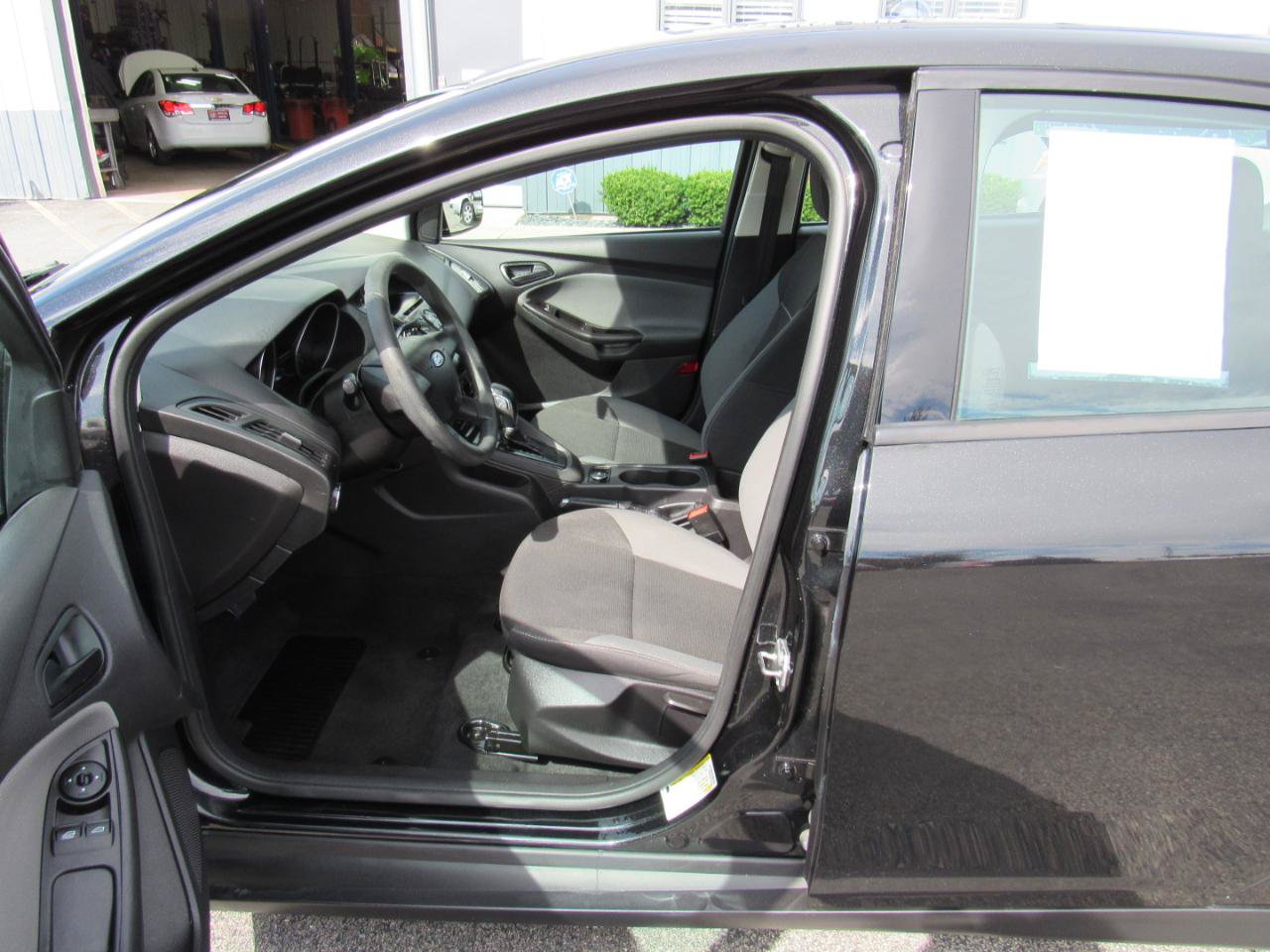 Used 2014 Ford Focus S FWD image 14