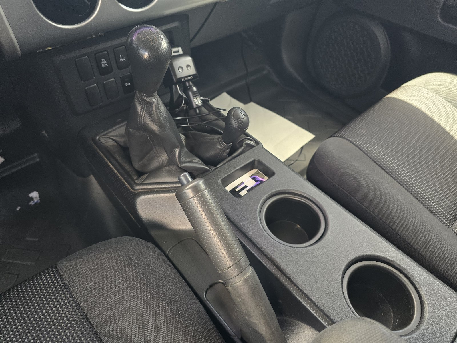 Used 2007 Toyota FJ Cruiser 4WD image 12