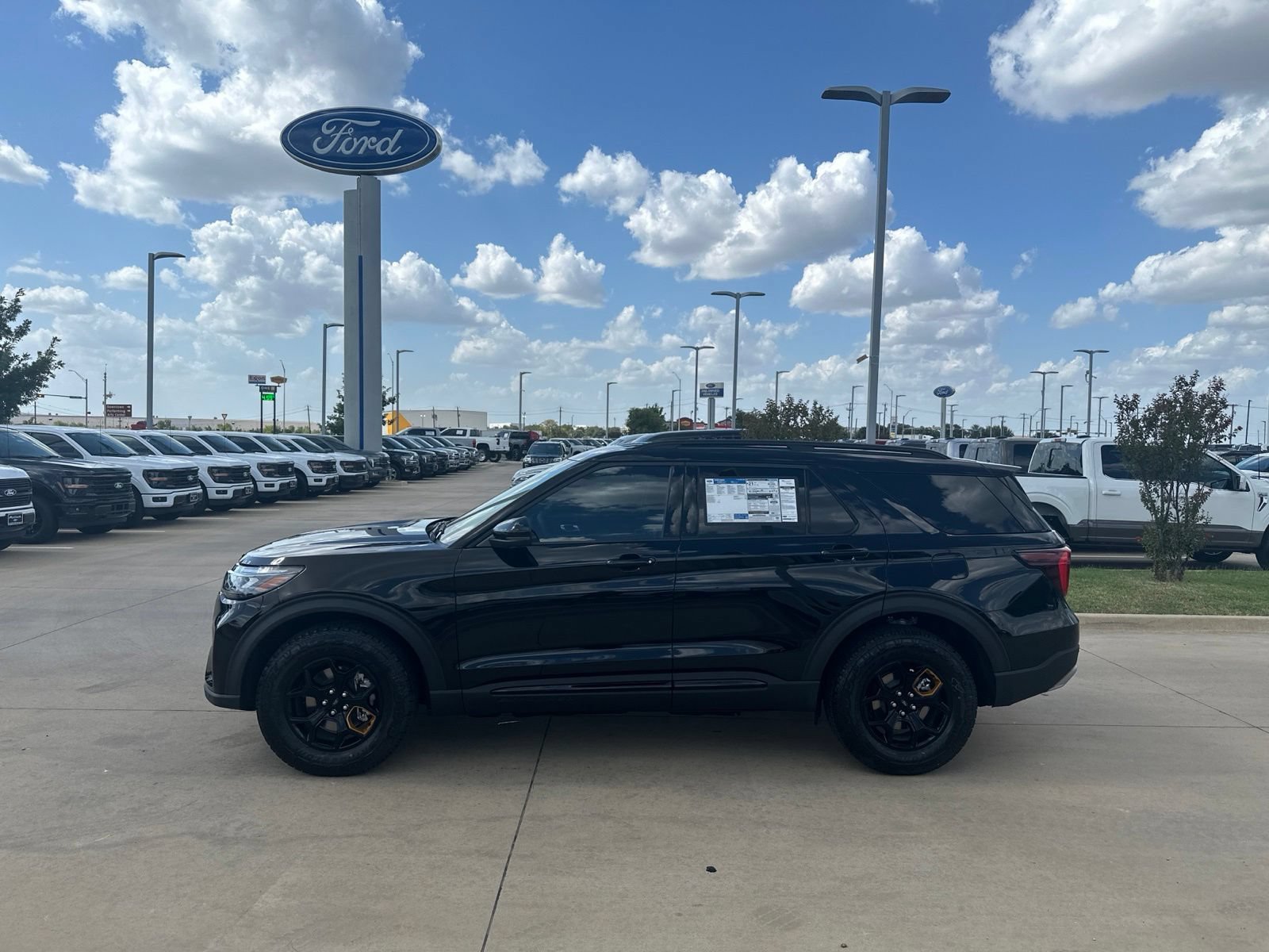 New 2026 Ford Explorer Tremor AWD/4WD image 2