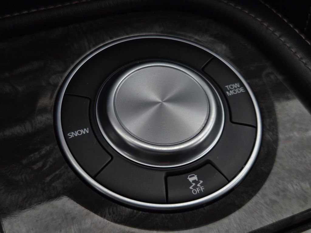 Certified 2022 Nissan Armada Platinum RWD image 29