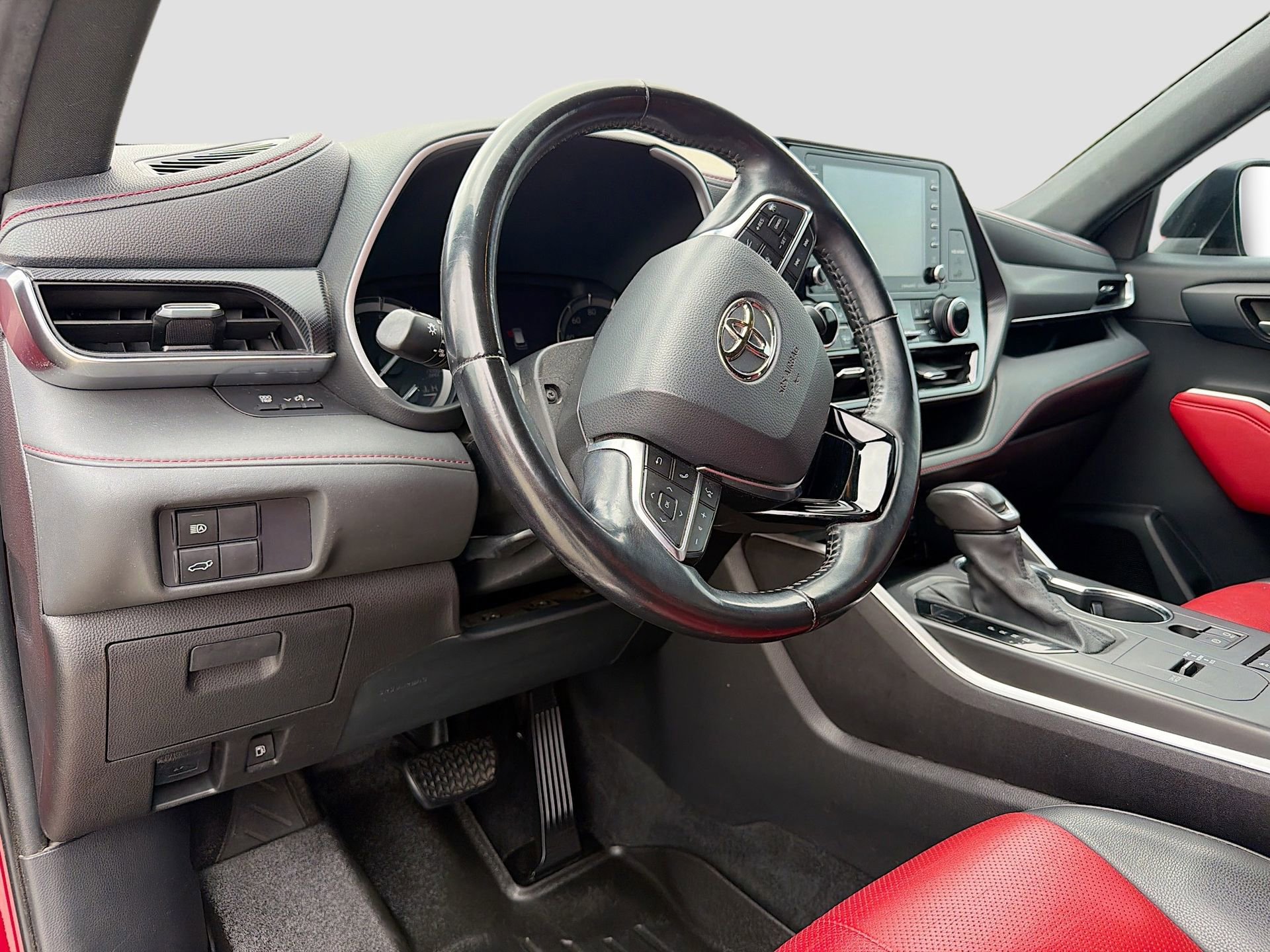 Used 2021 Toyota Highlander XSE image 10