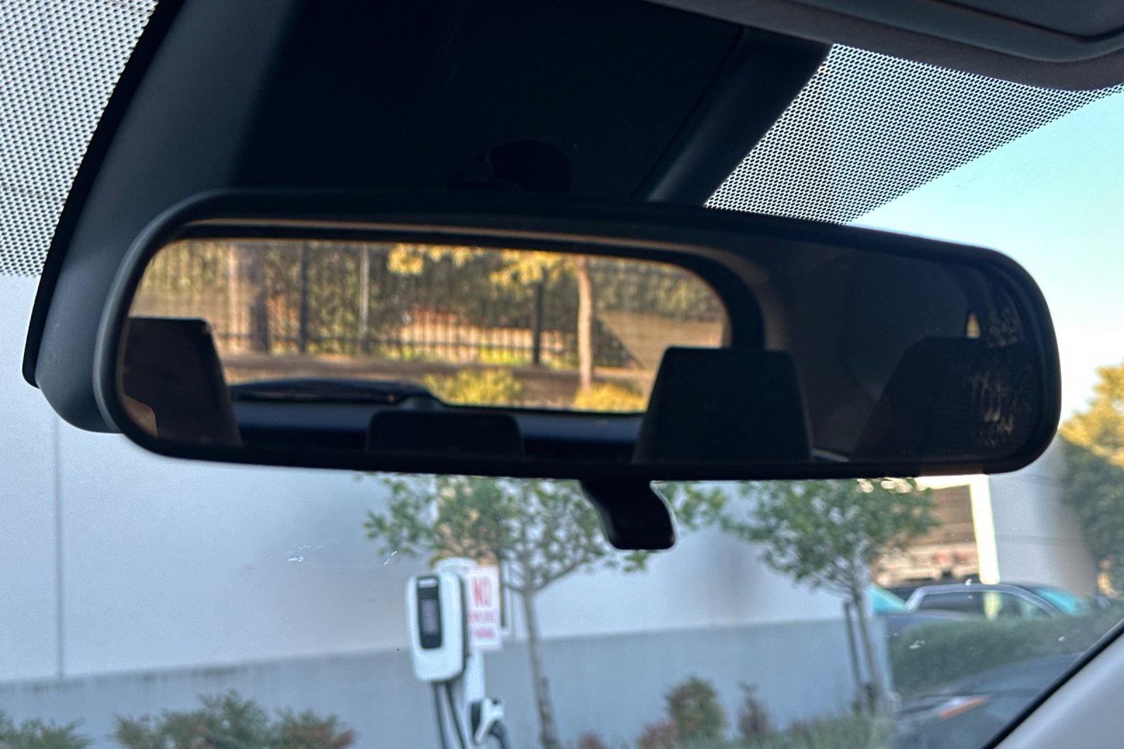 Used 2024 Toyota RAV4 LE image 25