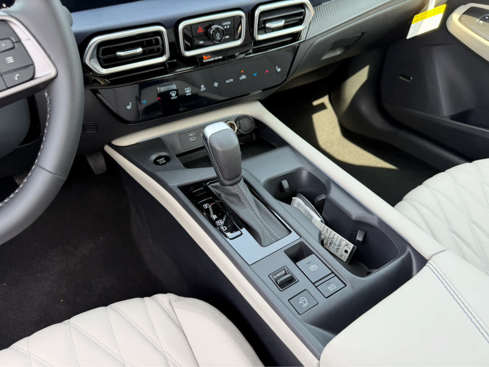 New 2027 Nissan Sentra SL w/ Floor Mat Package FWD image 18