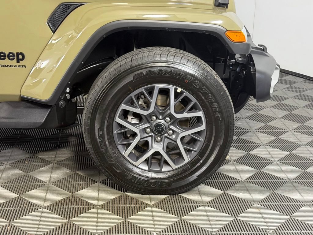 Certified 2026 Jeep Wrangler Unlimited Sahara AWD/4WD image 11