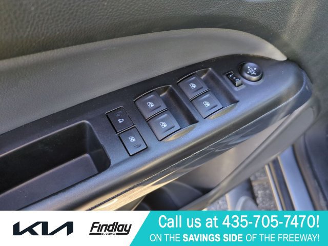 Used 2021 Chevrolet Colorado Z71 w/ Safety Package AWD/4WD image 14