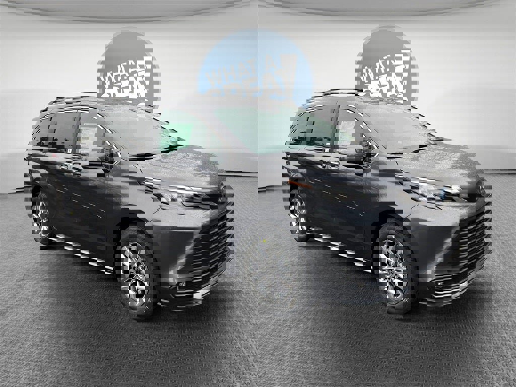 New 2025 Toyota Sienna XLE