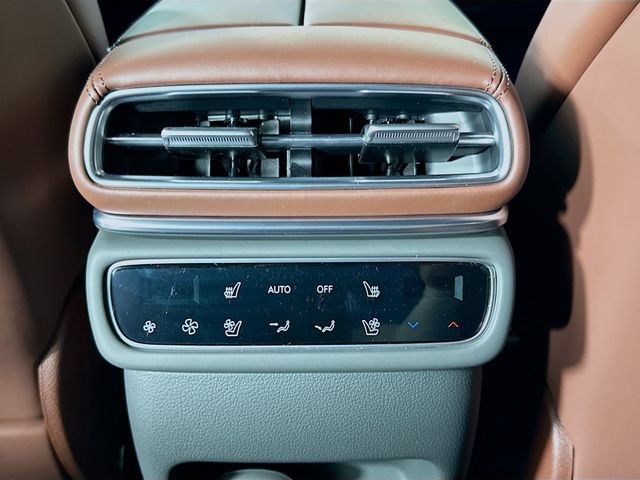 New 2026 Genesis GV80 3.5T Prestige AWD/4WD image 18
