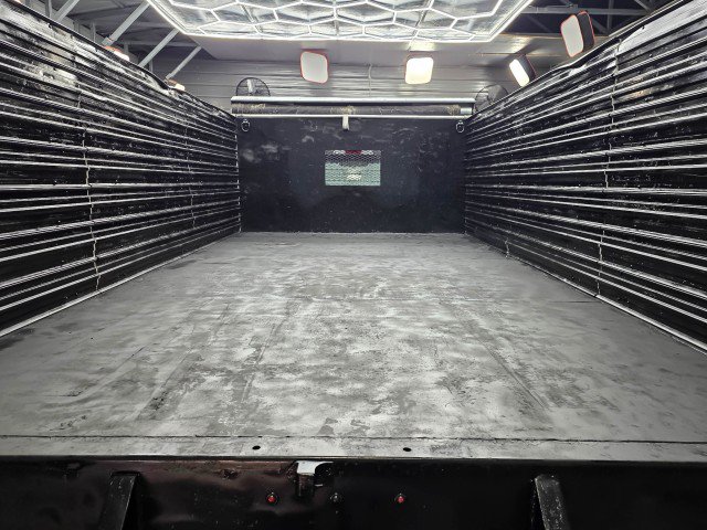 Used 2021 Ford F550 Luxury RWD image 11