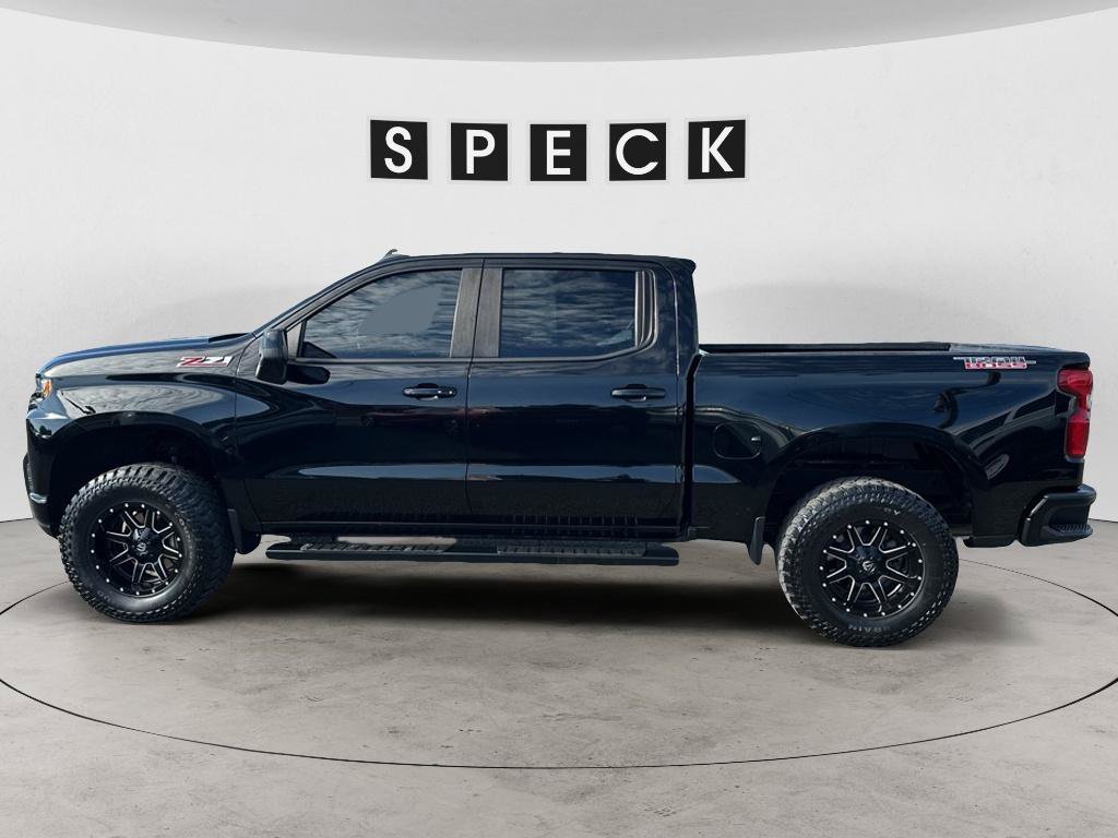 Used 2021 Chevrolet Silverado 1500 LT Trail Boss w/ Convenience Package II AWD/4WD image 2