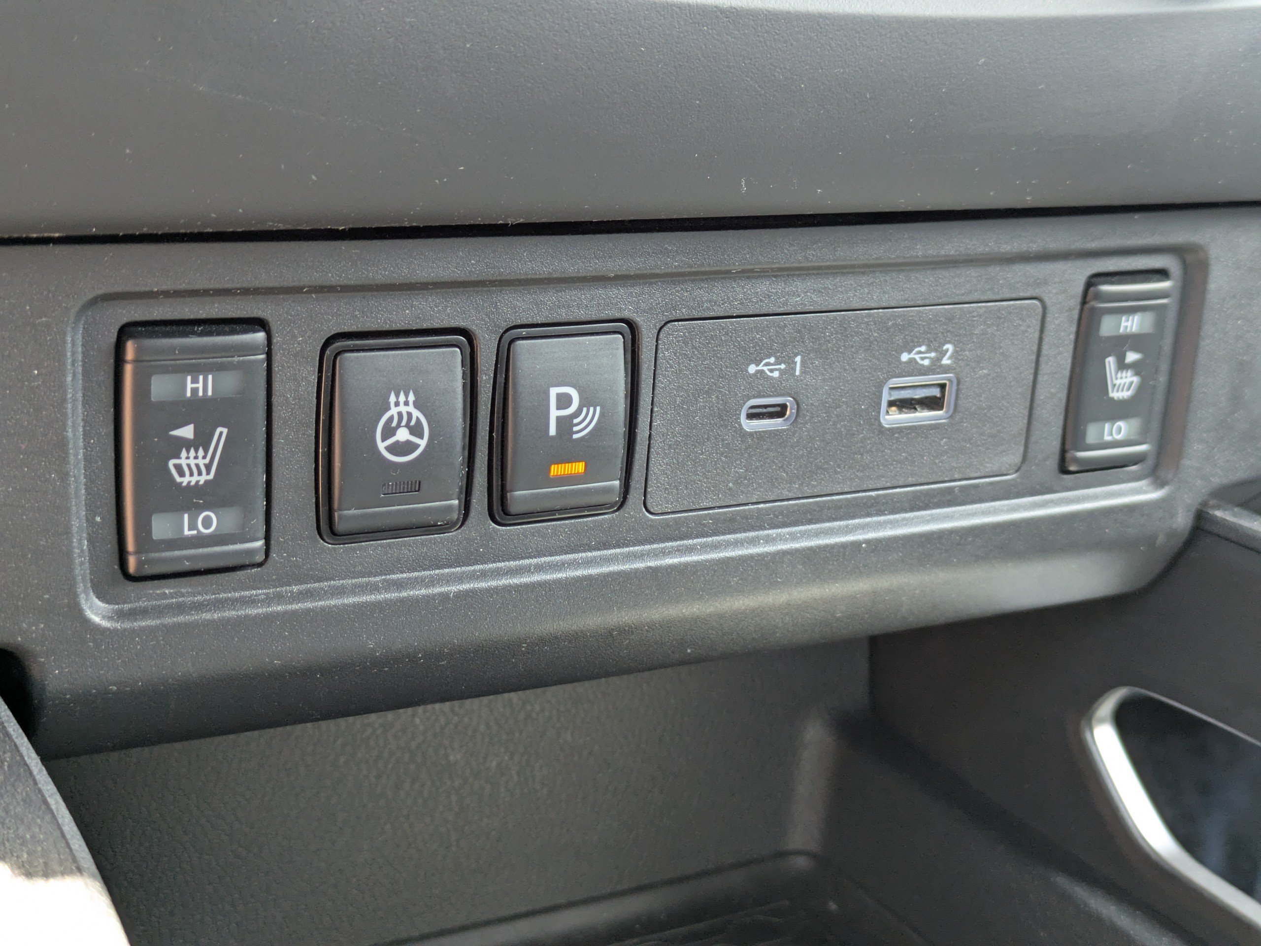 Certified 2025 Nissan Frontier SV w/ SV Convenience Package RWD image 23