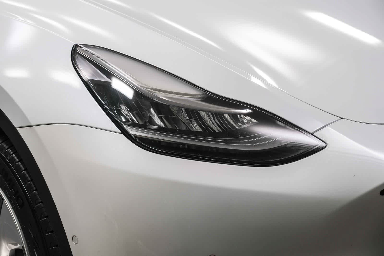 Used 2022 Tesla Model Y Long Range AWD/4WD image 14
