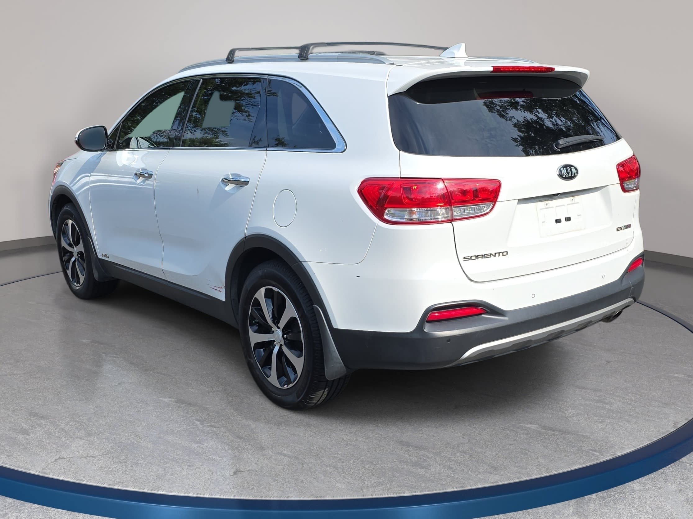 Used 2016 Kia Sorento EX AWD/4WD image 7