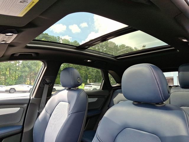 Used 2023 VinFast VF 8 Plus image 18