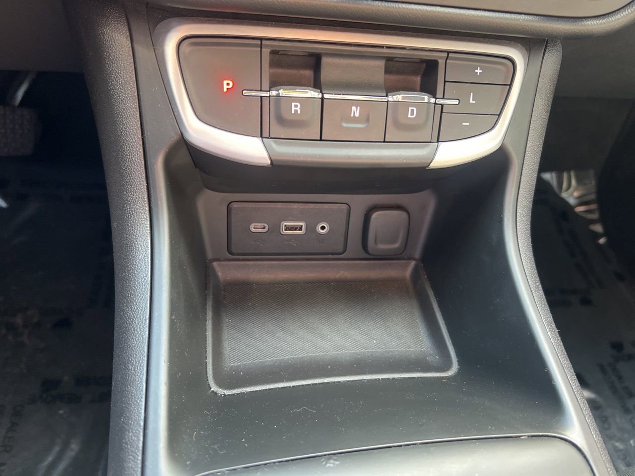 Used 2022 GMC Terrain SLE w/ Driver Convenience Package image 29