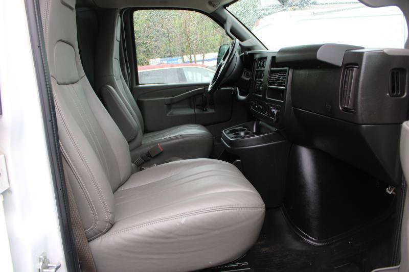 Used 2020 Chevrolet Express 2500 w/ Communications Package RWD image 10