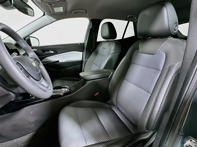 Used 2025 Chevrolet Trax LT FWD image 10