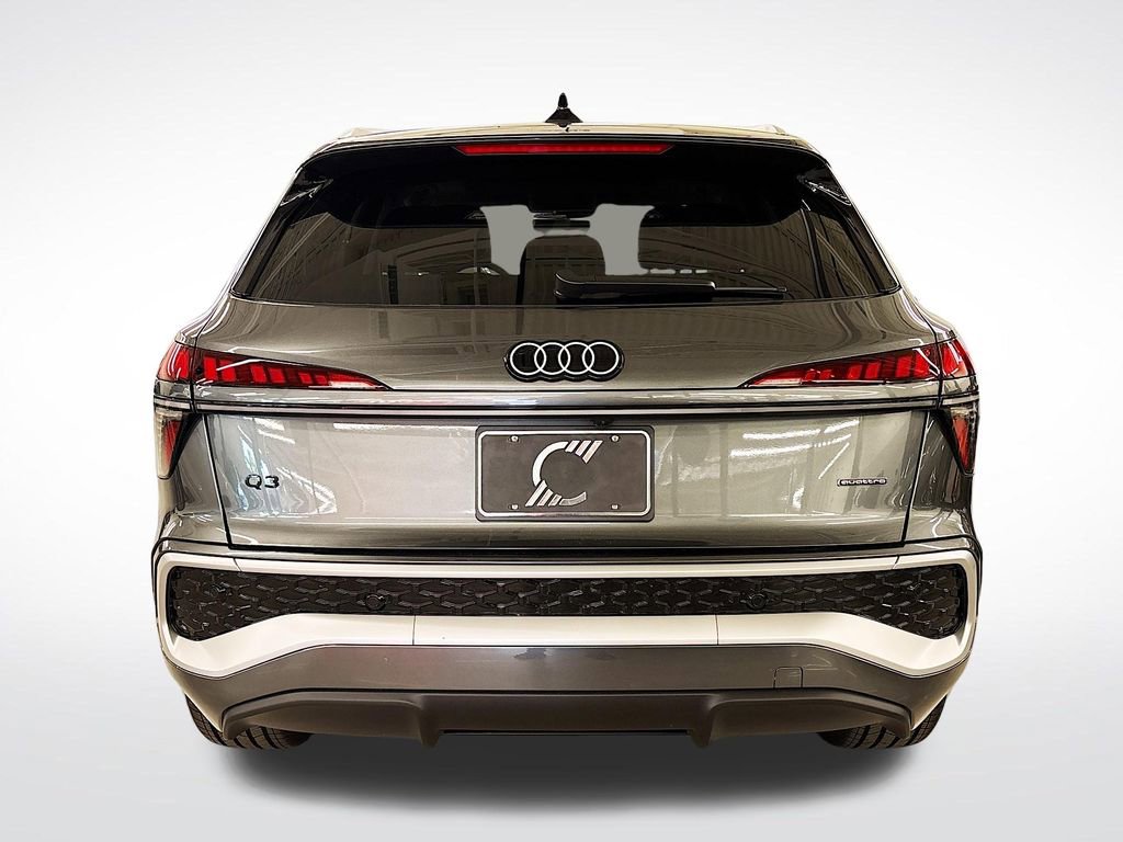 New 2026 Audi Q3 quattro 2.0T image 4