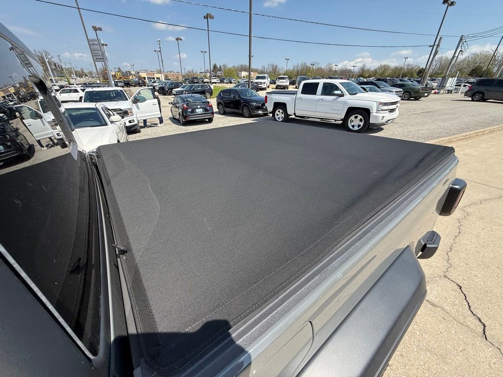 Used 2020 Jeep Gladiator Sport w/ Quick Order Package 24S image 9