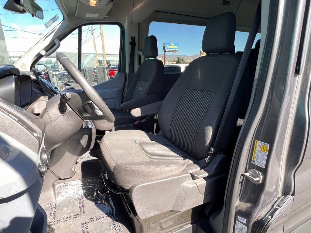 Used 2019 Ford Transit 350 XLT RWD image 3