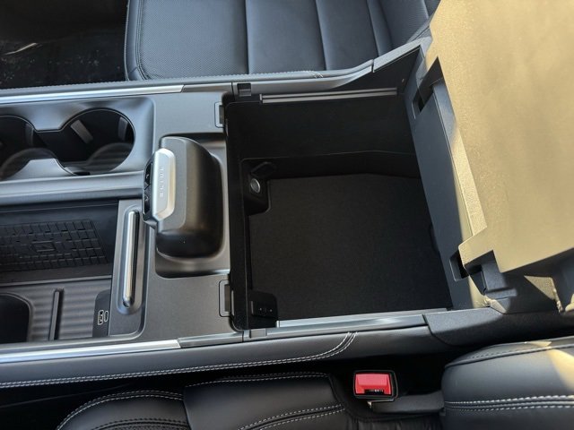 New 2025 Ford Expedition Max Platinum w/ Driver's Package image 23