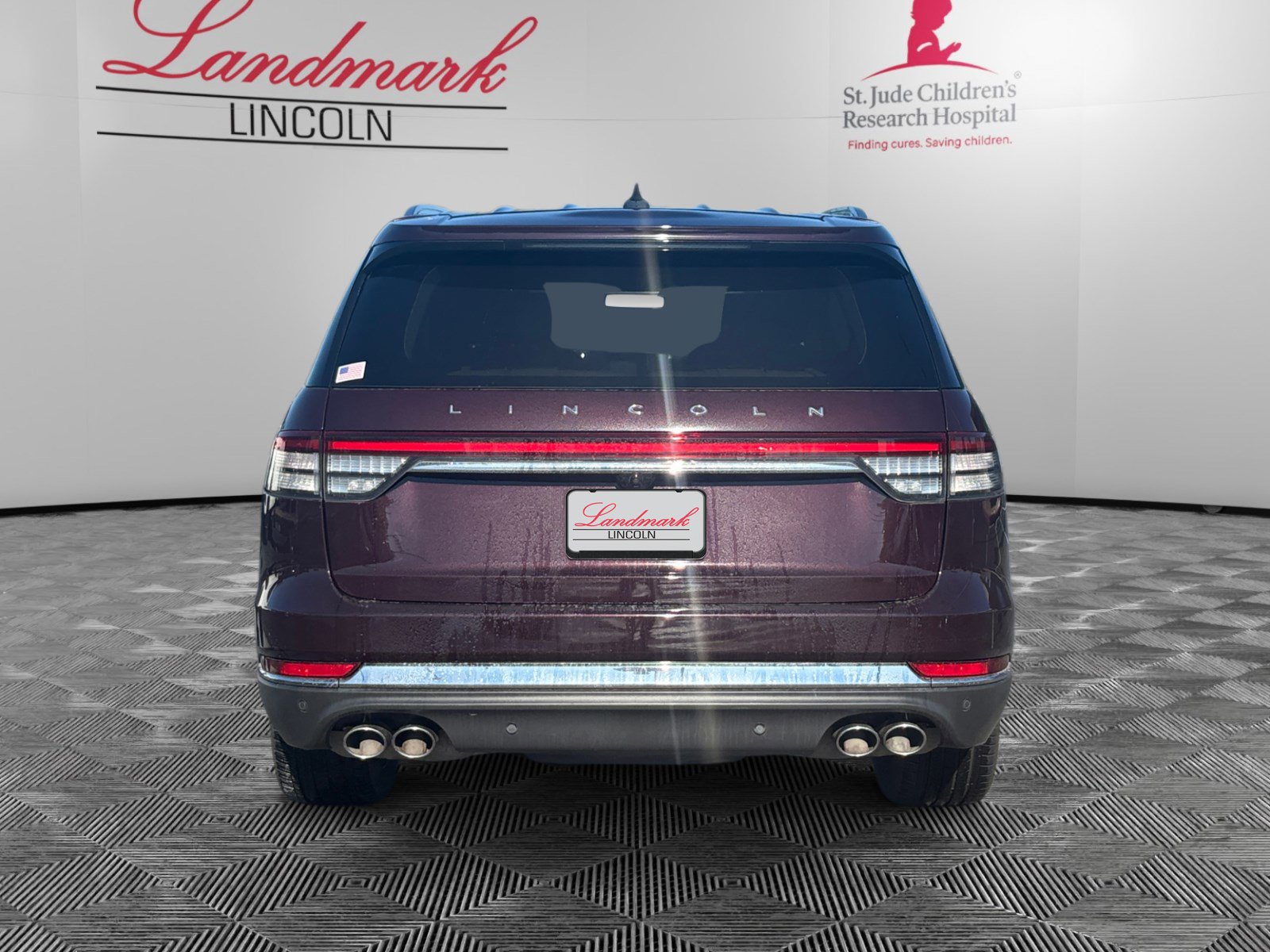 Certified 2023 Lincoln Aviator Reserve w/ Equipment Group 201A AWD/4WD image 4