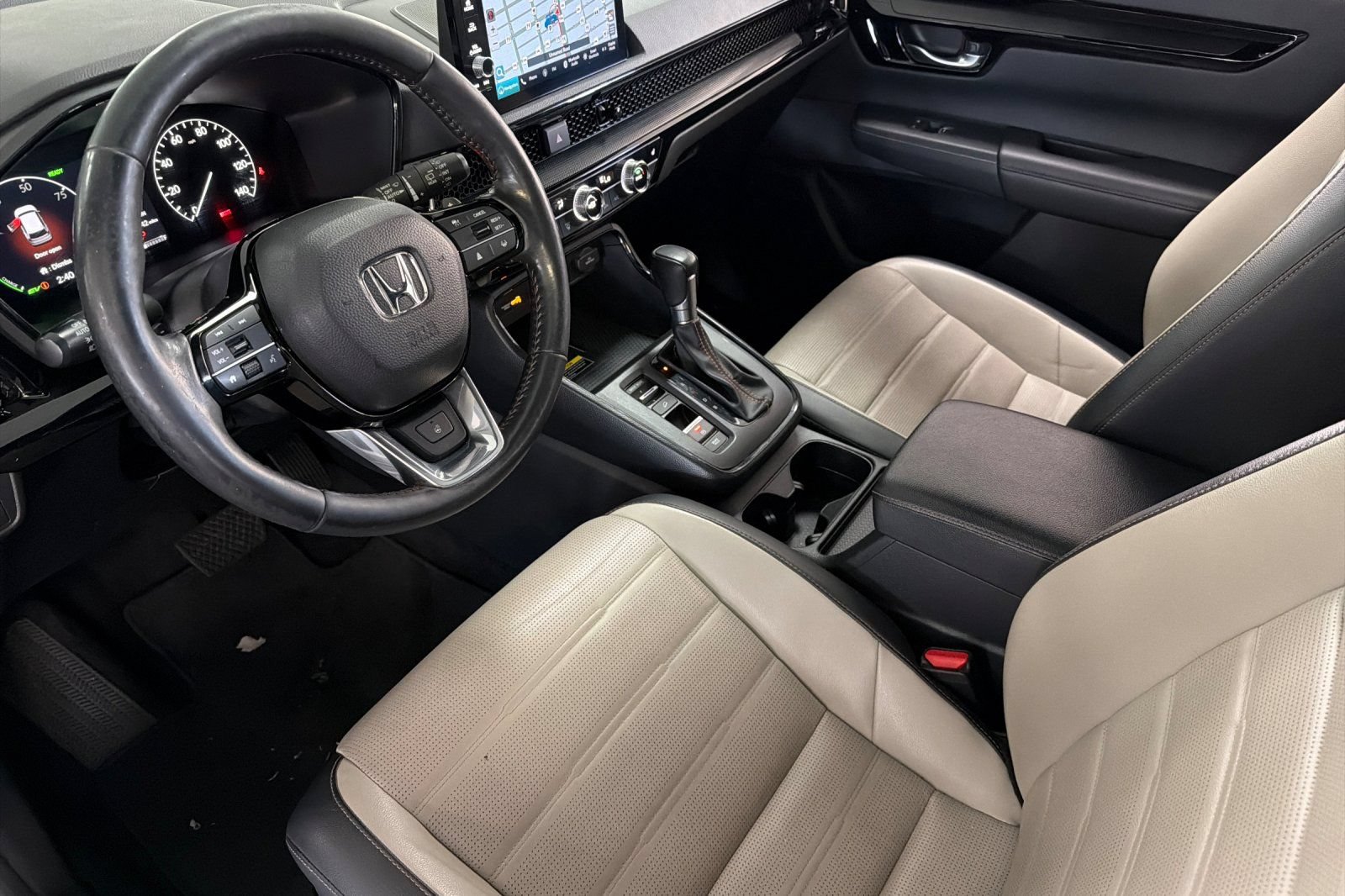 Used 2023 Honda CR-V Sport Touring image 14