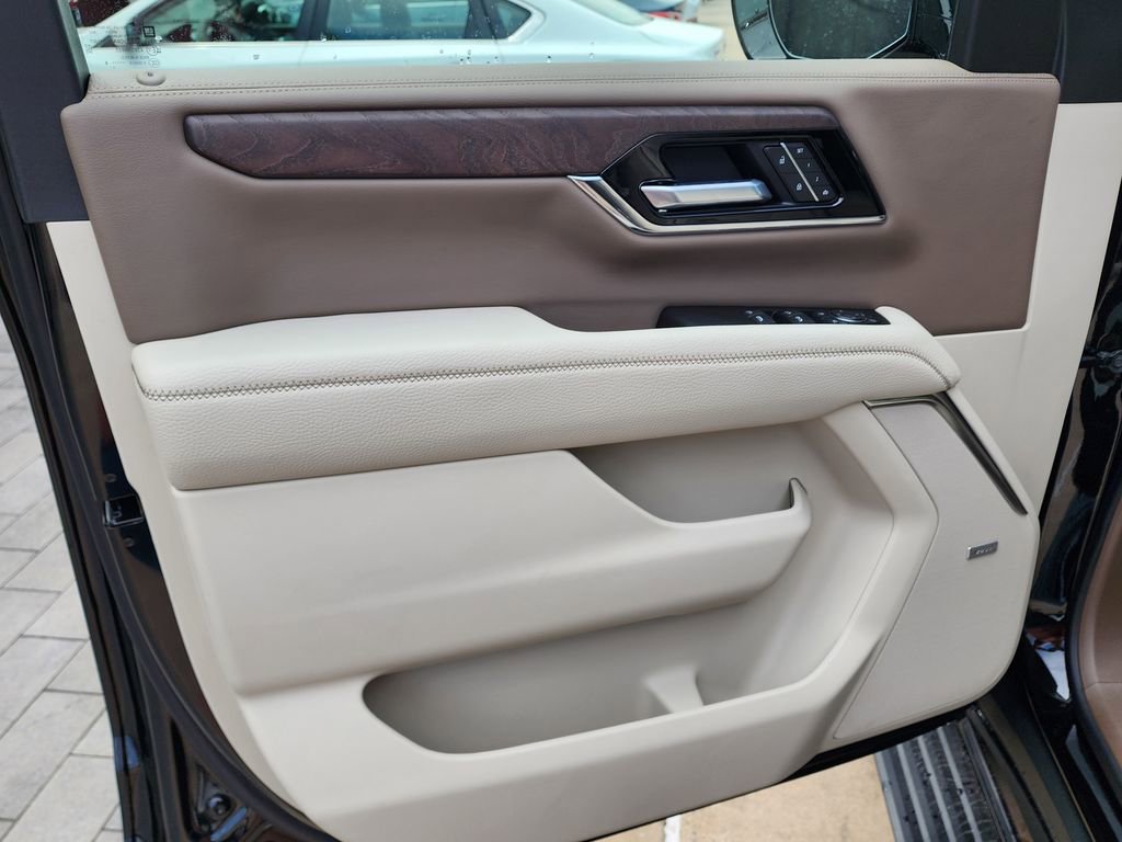 New 2026 GMC Yukon Denali AWD/4WD image 12